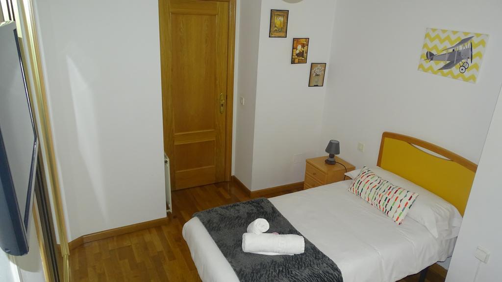 Hostal Lucus Lugo Exterior foto